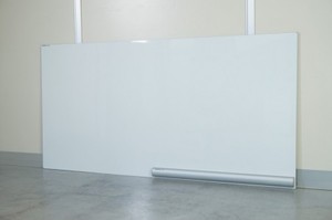 日学 メタルライン 壁掛けホワイトボード W1800