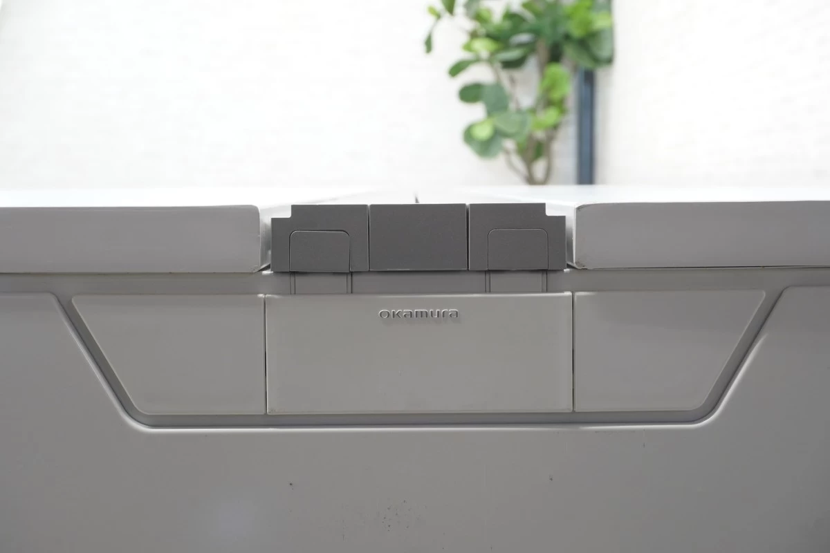 オカムラ プロユニット フリーウェイ 4514フリーアドレスデスク〔W1500×3､配線カバーシルバー開閉式､ホワイト天板〕