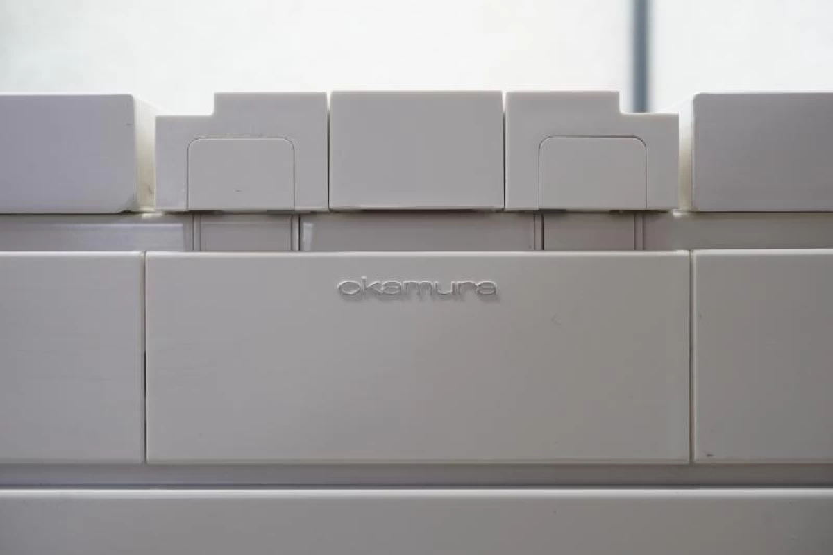 オカムラ プロユニット フリーウェイ 4812フリーアドレスデスク〔W2400×2､配線カバー開閉式､ホワイト･脚･天板〕