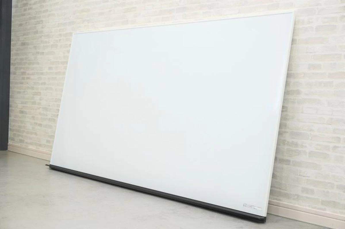 コクヨ BB-H1000 ホワイトボード〔壁掛、W1500〕
