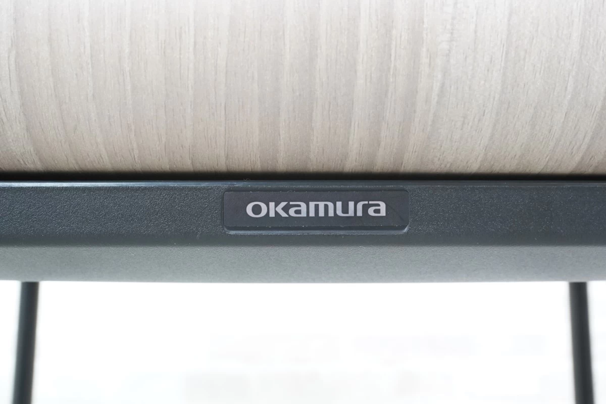 オカムラ アルトピアッツァ 1545ハイテーブル+ハイチェア3点セット〔片面カウンタータイプ､ブラック脚､グレー天板〕