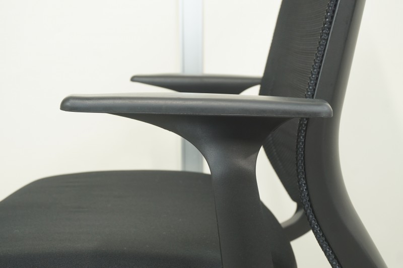 純正売上 Steelcase Thinkチェア THK-23101 | artfive.co.jp